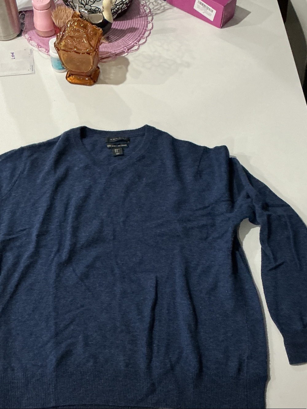 Tahari Men’s Navy Blue Crewneck Sweater